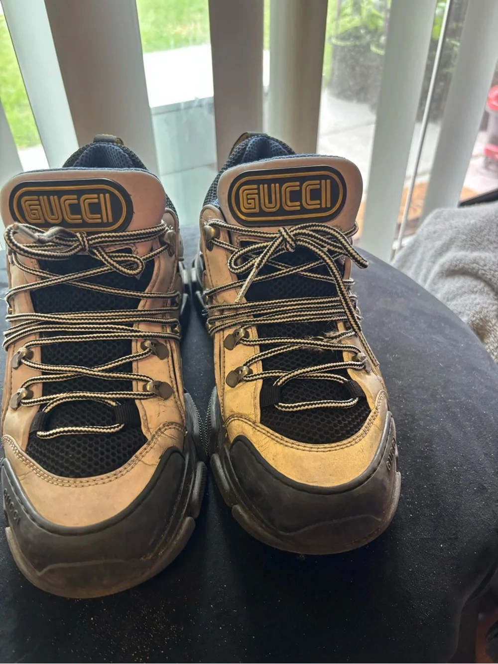 Authentic Men Gucci sneakers size 7